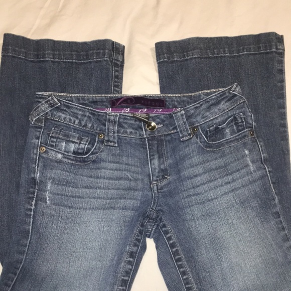Refuge size 5R Juniors Jeans** - Picture 4 of 6